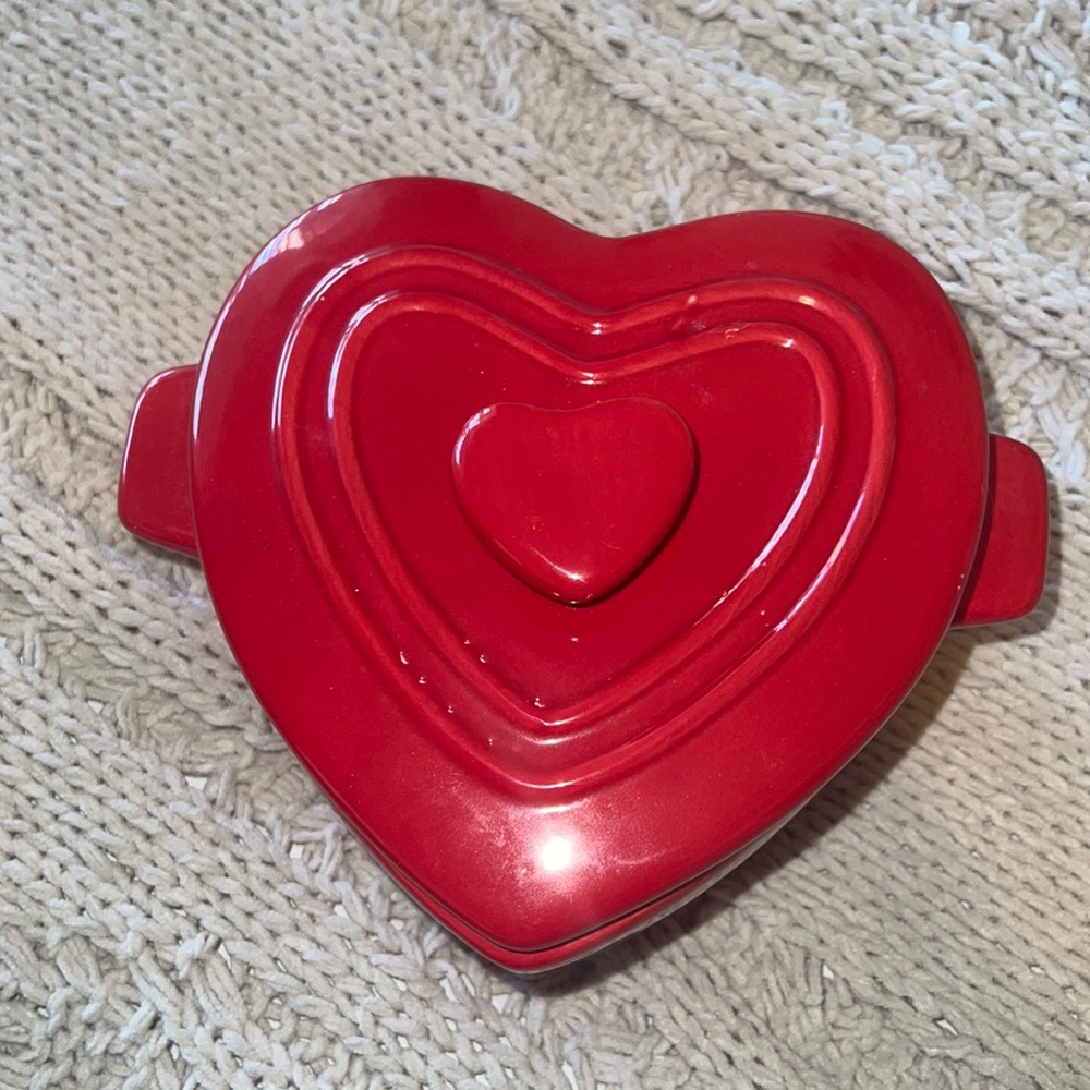 Heart shaped pot